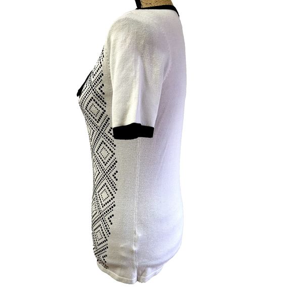 Leo Guy Womens Top SZ S Knit White Black Embellishments Short Sleeve Sweater - Picture 3 of 14